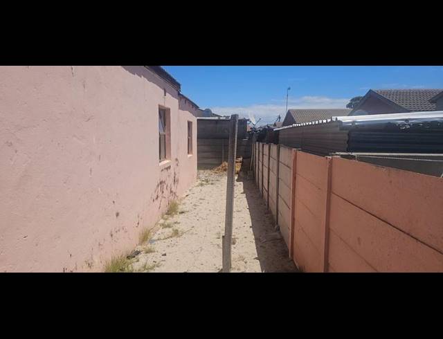 3 BEDROOM HOUSE FOR SALE IN PHILIPPI EAST